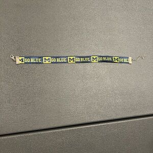 University of Michigan choker